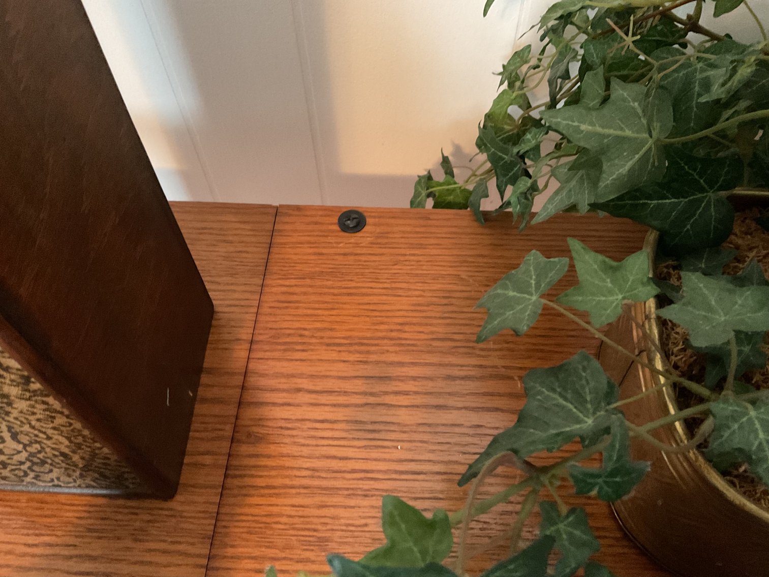 Image for Oak Table and Decorator’s Items