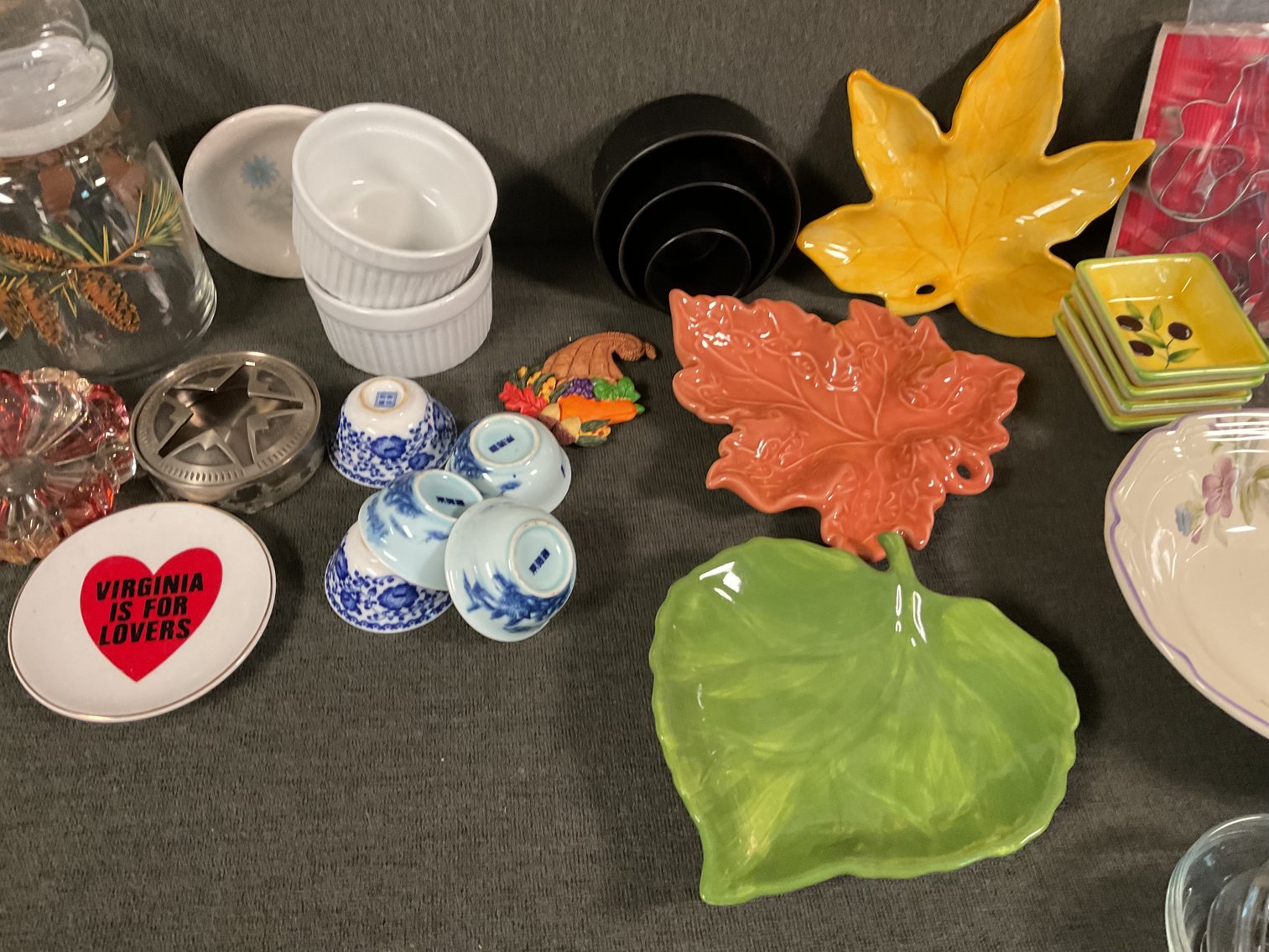 Image for Kitchen and Decor Lot