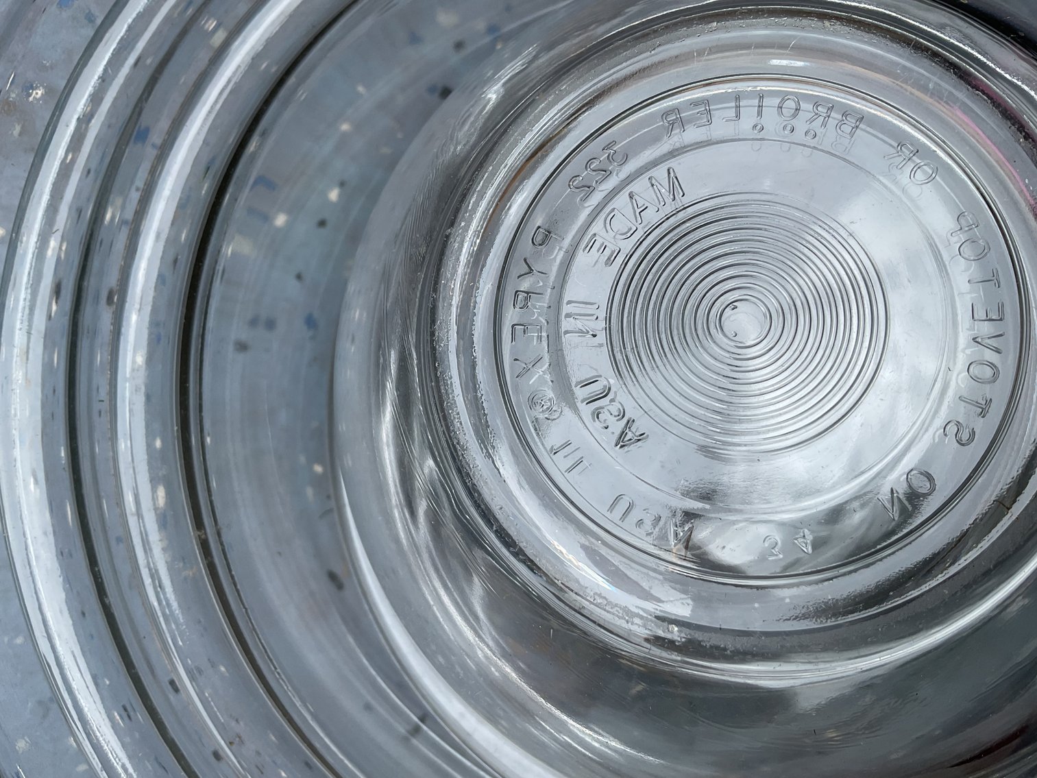 Image for Pyrex Mixing Bowls and Set of Covered Bowls