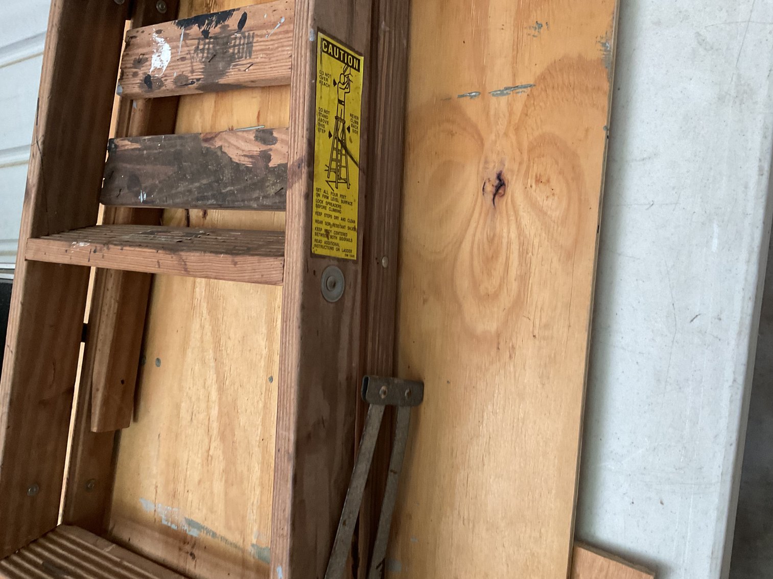 Image for Davidson 6’ Wooden Step Ladder