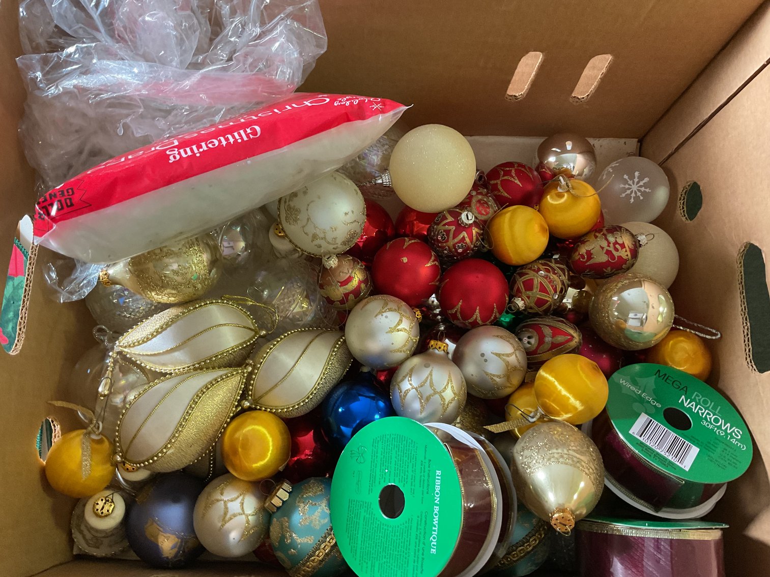 Image for Large Lot of Christmas Decorations