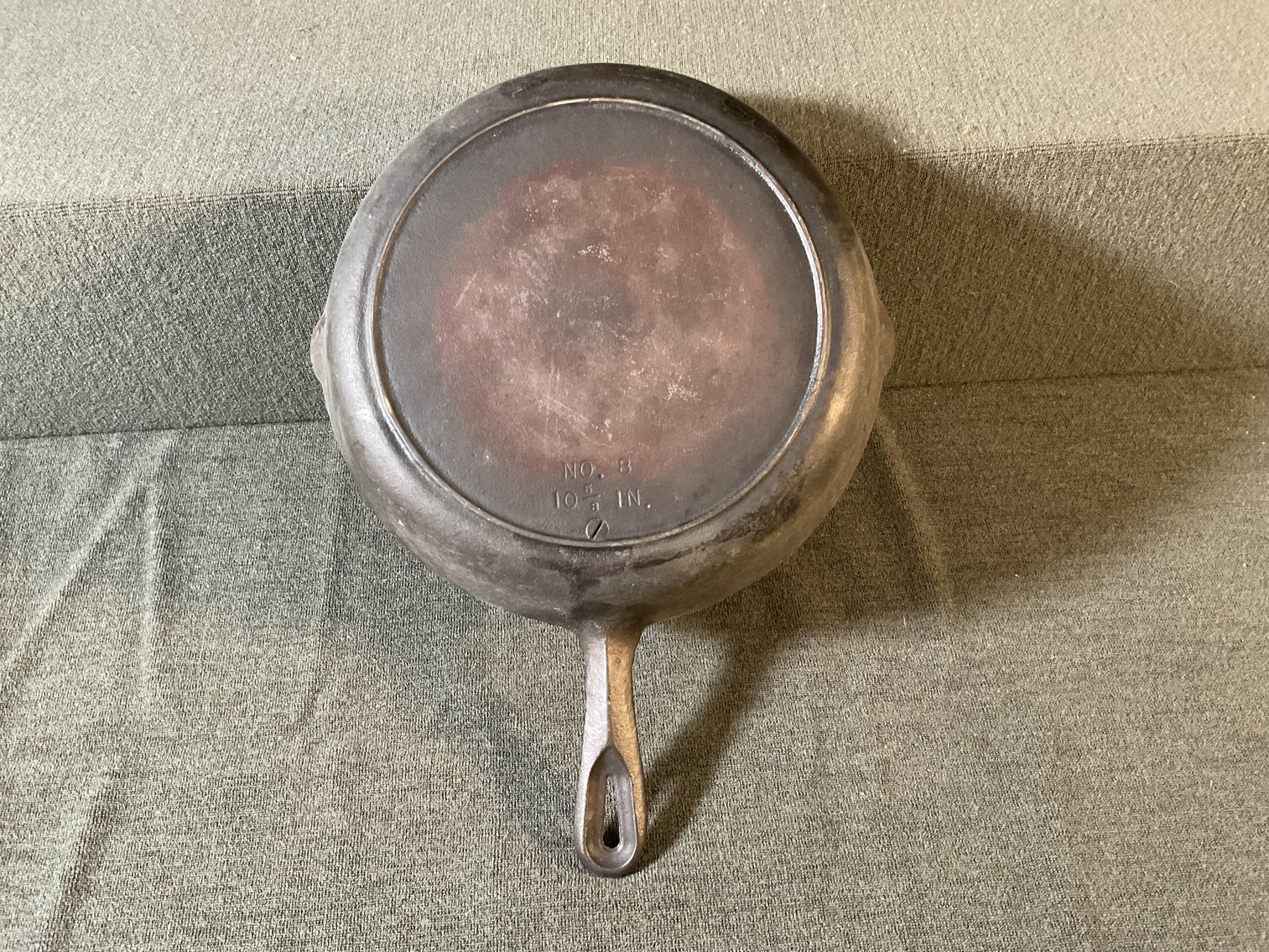 Image for #8 Iron Skillet