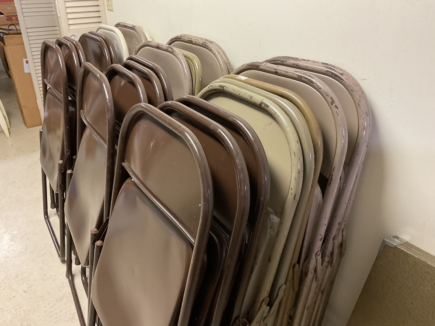 Image for Large Lot of Folding Chairs