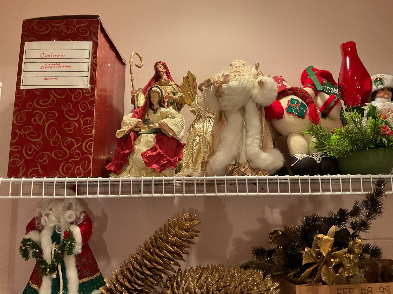 Image for Large Lot of Nice Christmas Decorations