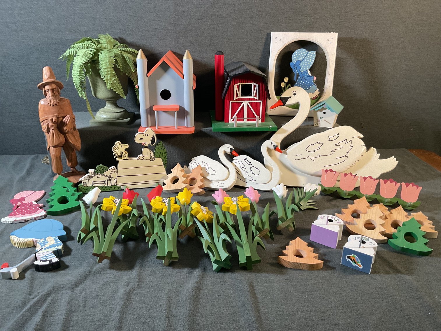 Image for Bird Houses and Craft Decor Items