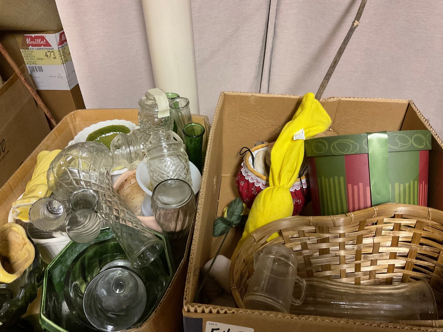 Image for Flower Arranger’s Lot