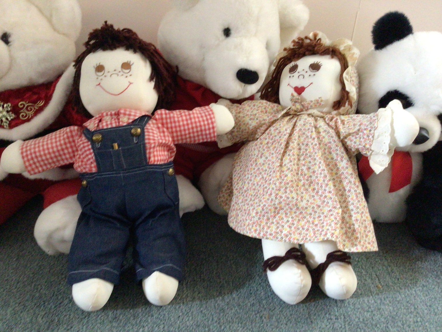 Image for Raggedy Ann & Andy Dolls + 3 Bears