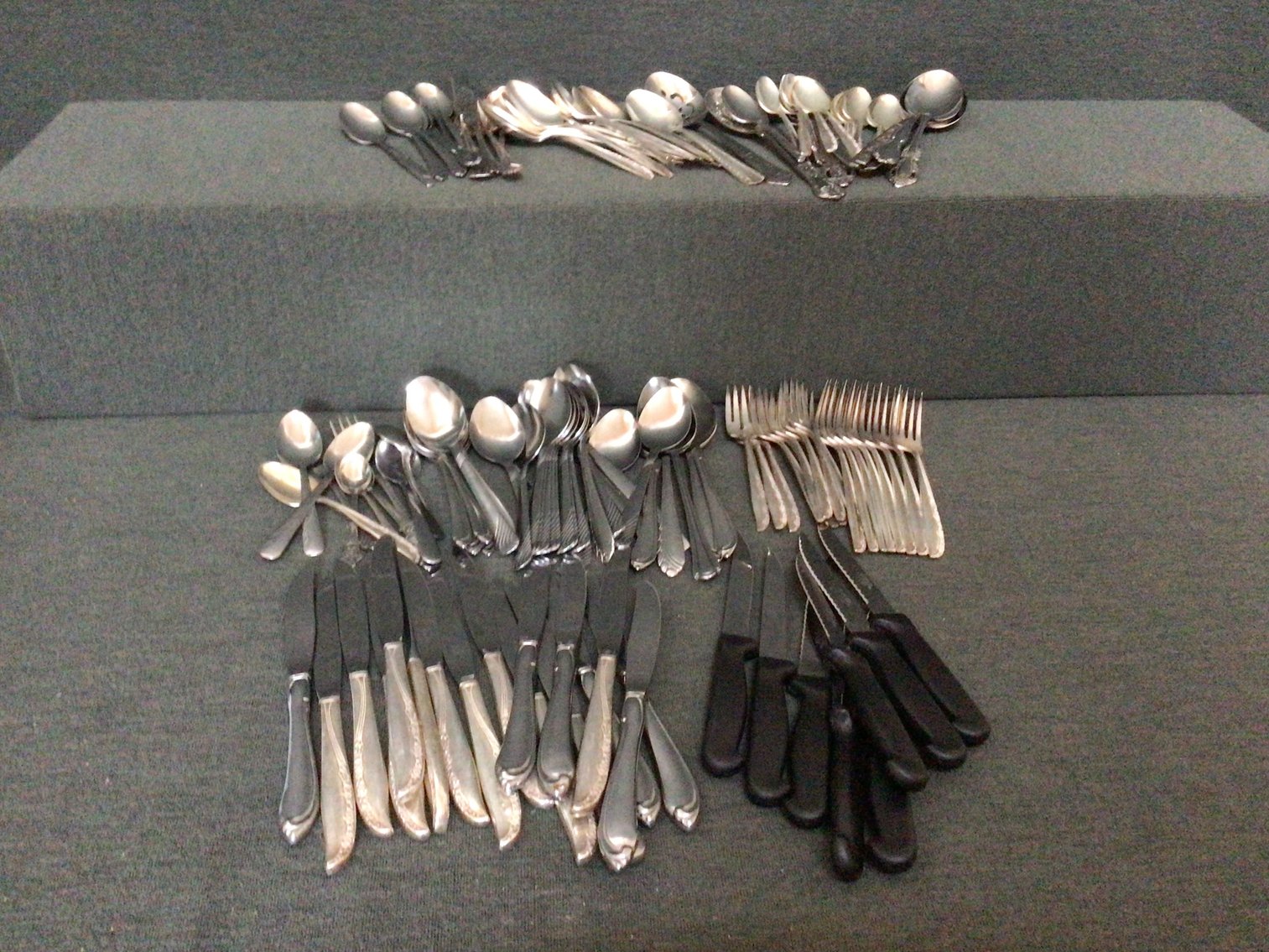 Image for Assorted Mixed Flatware & Steak Knives