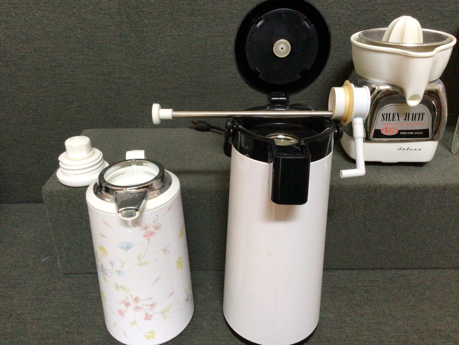 Image for Juicer & Drink Containers
