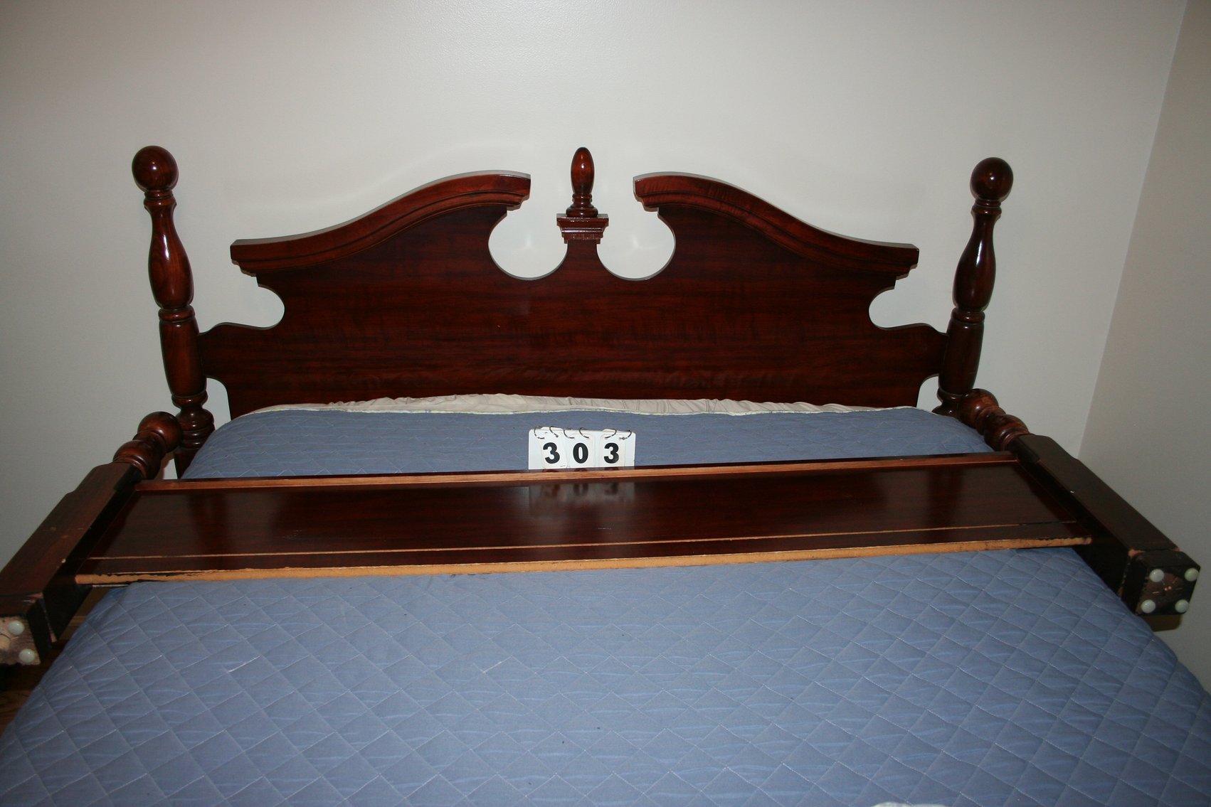Image for Queen Cherry Headboard Footboard & Rails