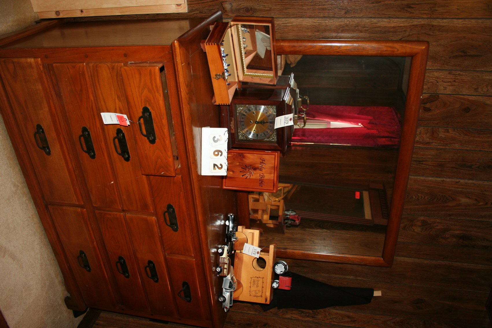 Image for Vintage Very Nice Oak Dresser with Mirror