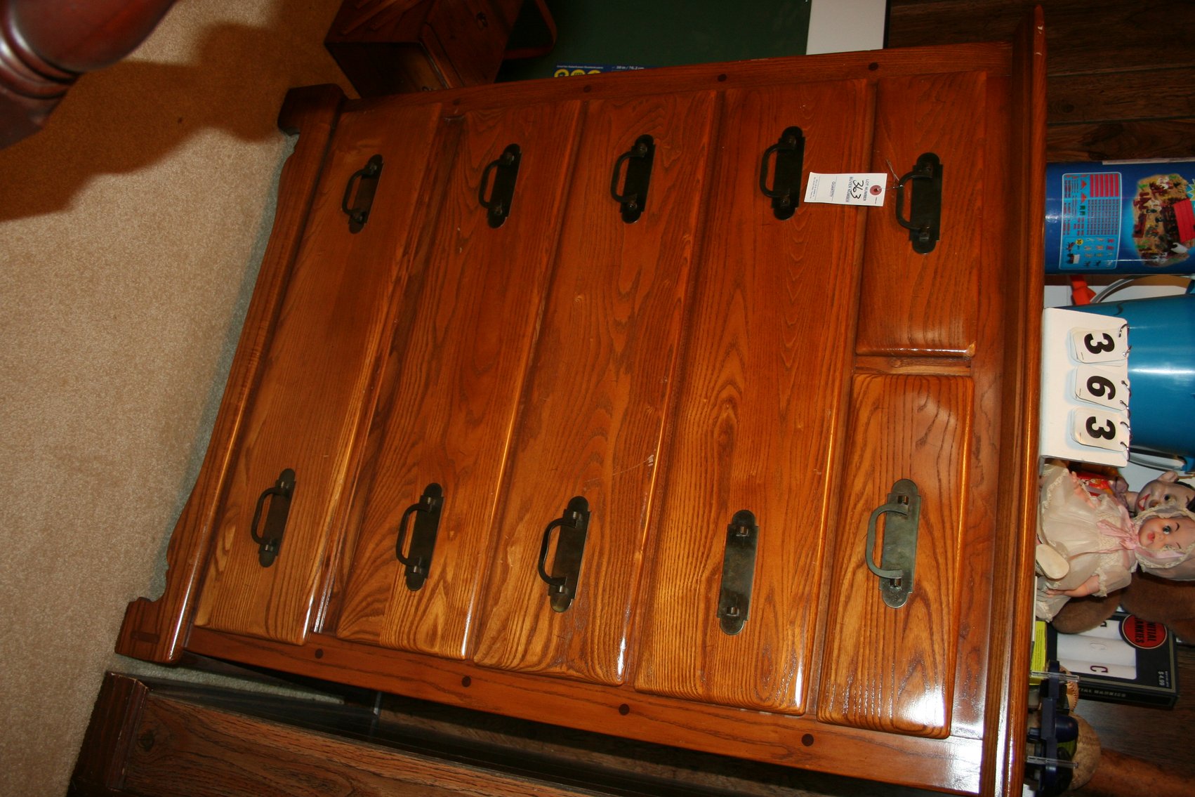 Image for Vintage Very Nice Oak Chest of Drawers Full Size