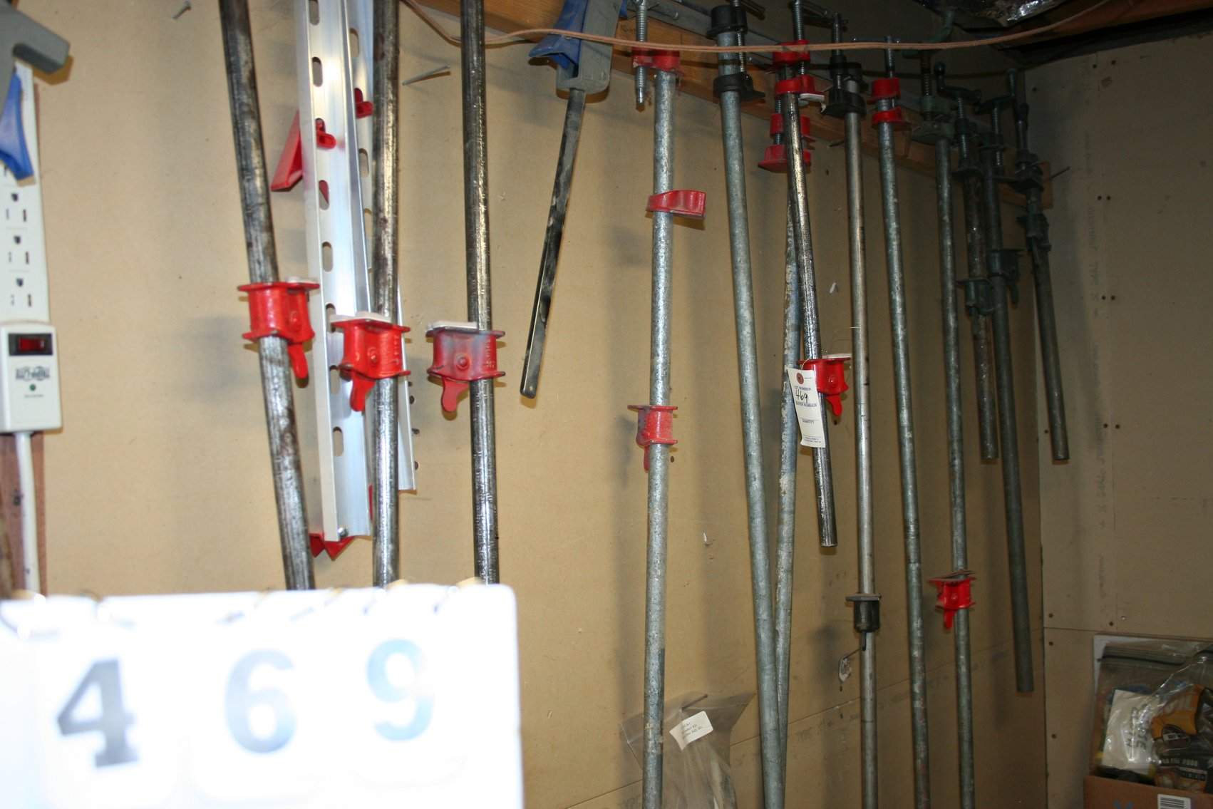 Image for Sliding Wood Clamps (15)