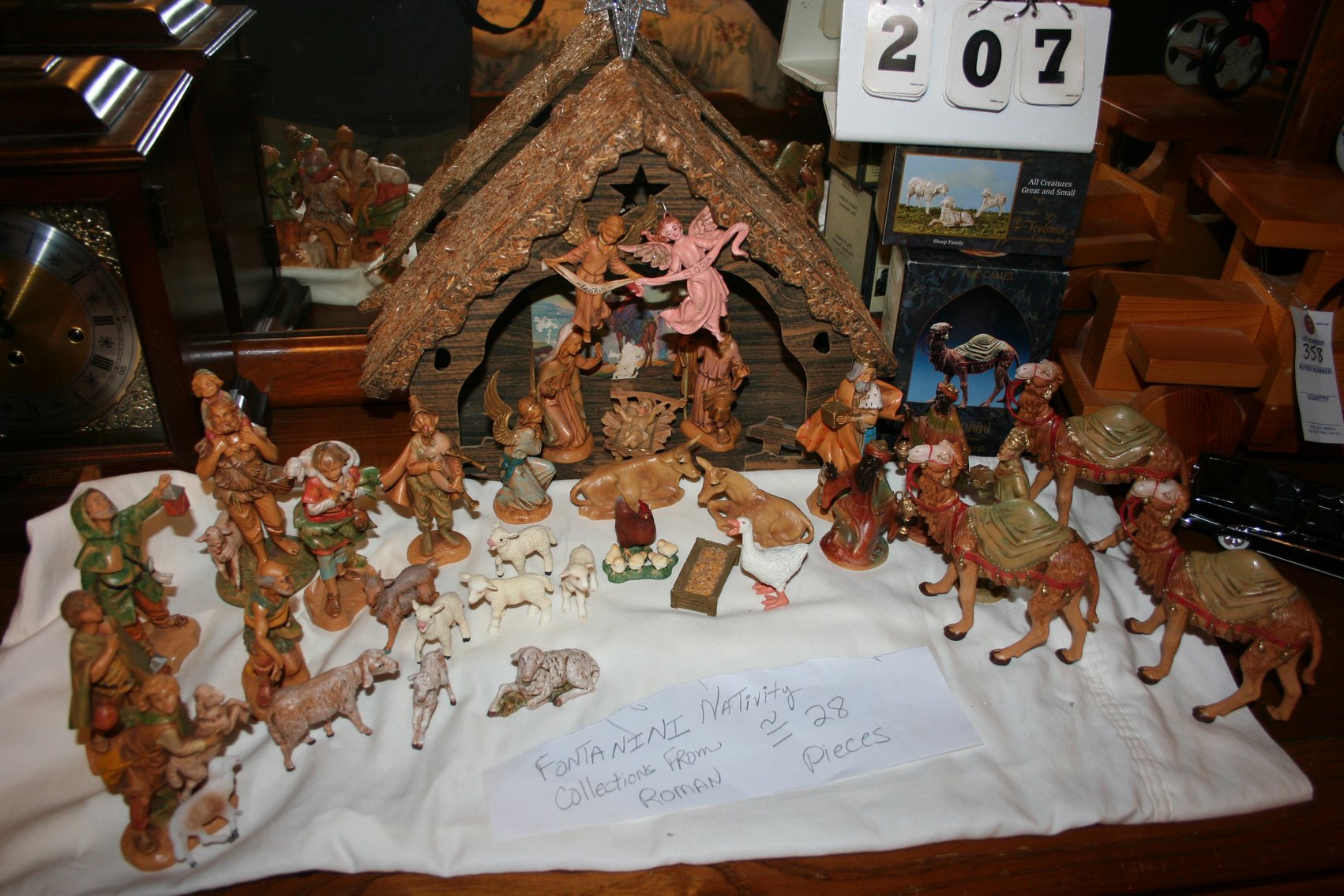 Image for Fontani Nativity Scene 28 Pieces - Collection from Roman