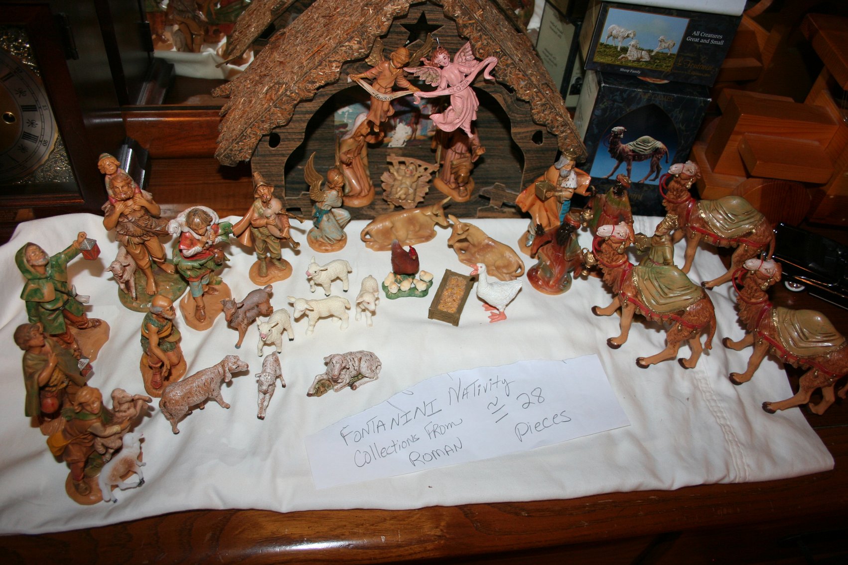 Image for Fontani Nativity Scene 28 Pieces - Collection from Roman