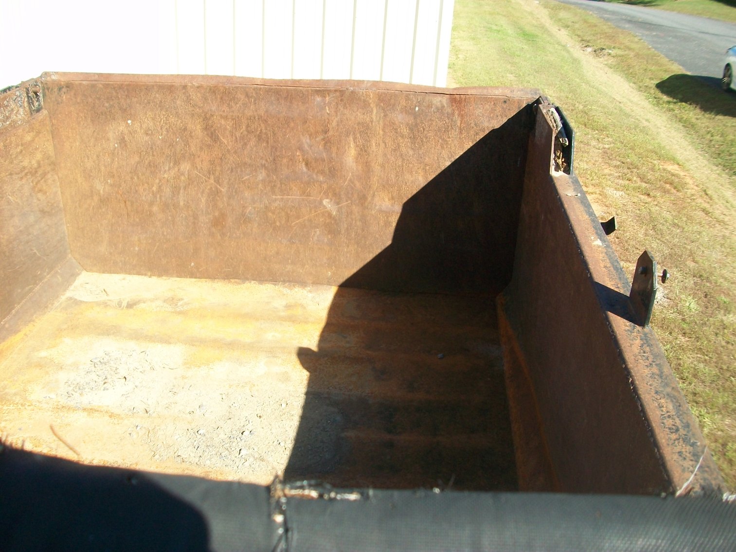 Image for 2008 Blue Diamond Ford F-750 Dump Truck.