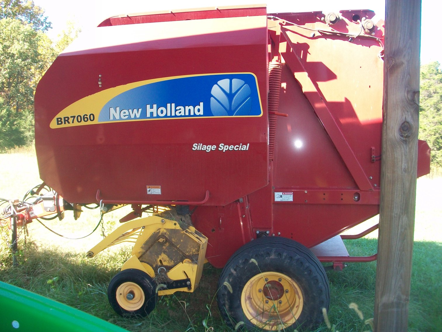 Image for 2013 New Holland Round Baler-Silage Special