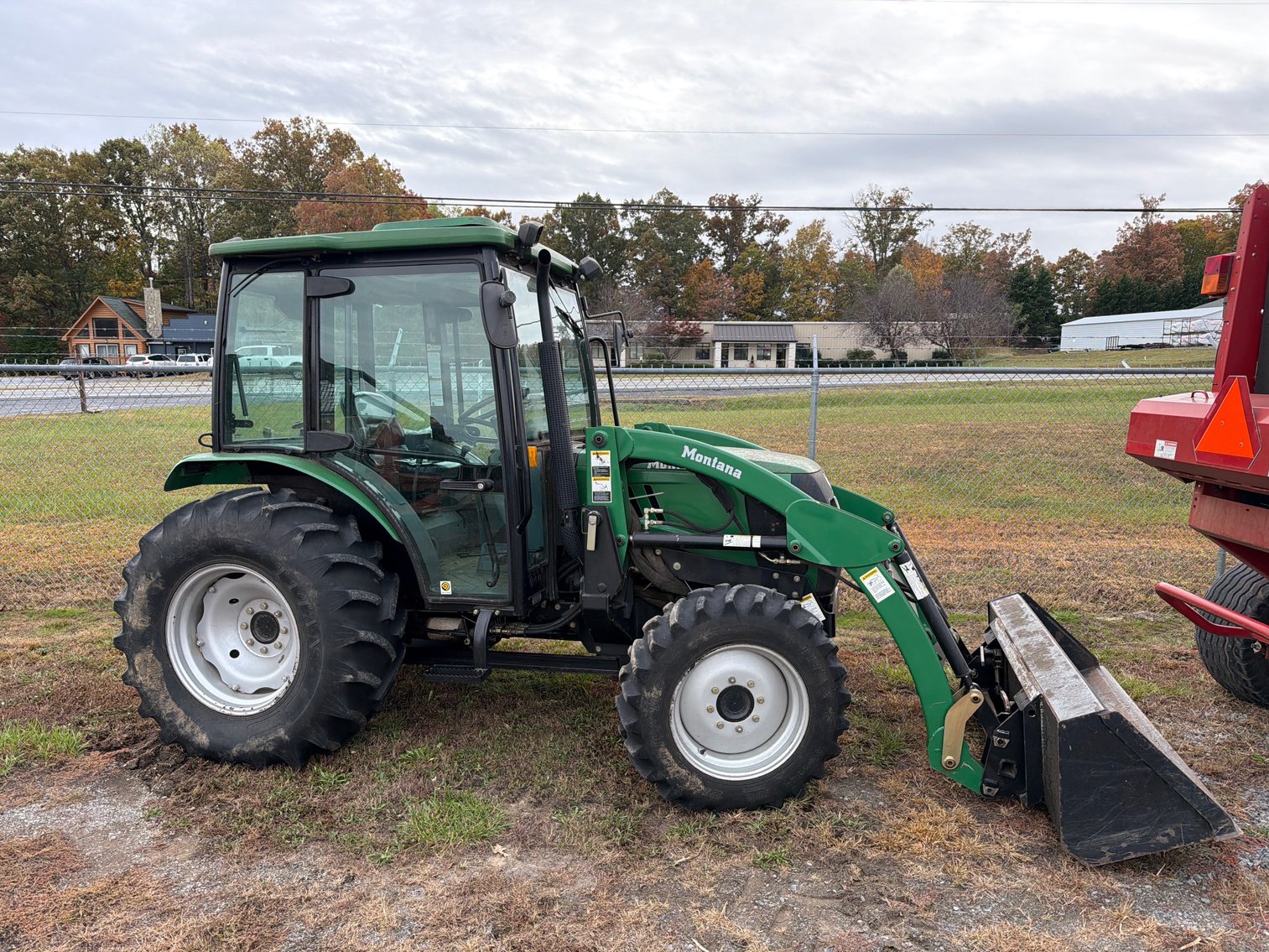 Image for 2007 Montana Tractor