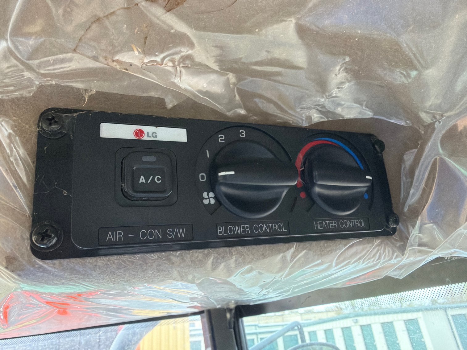 Image for 2007 Montana Tractor