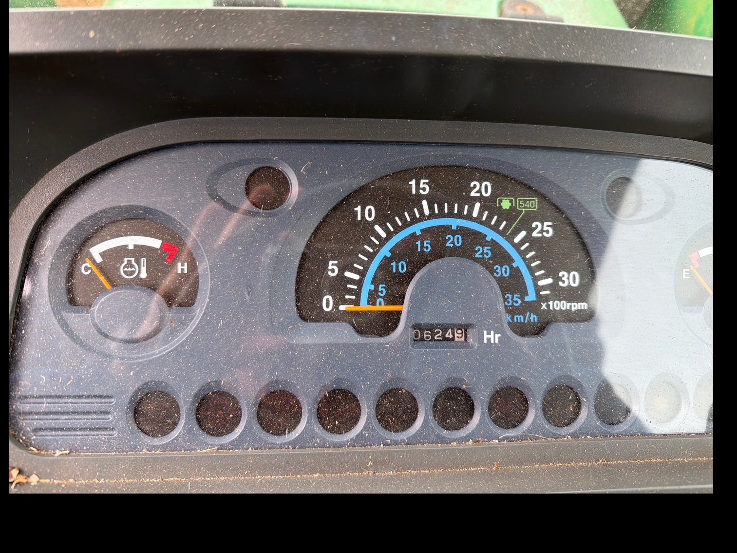 Image for 2007 Montana Tractor