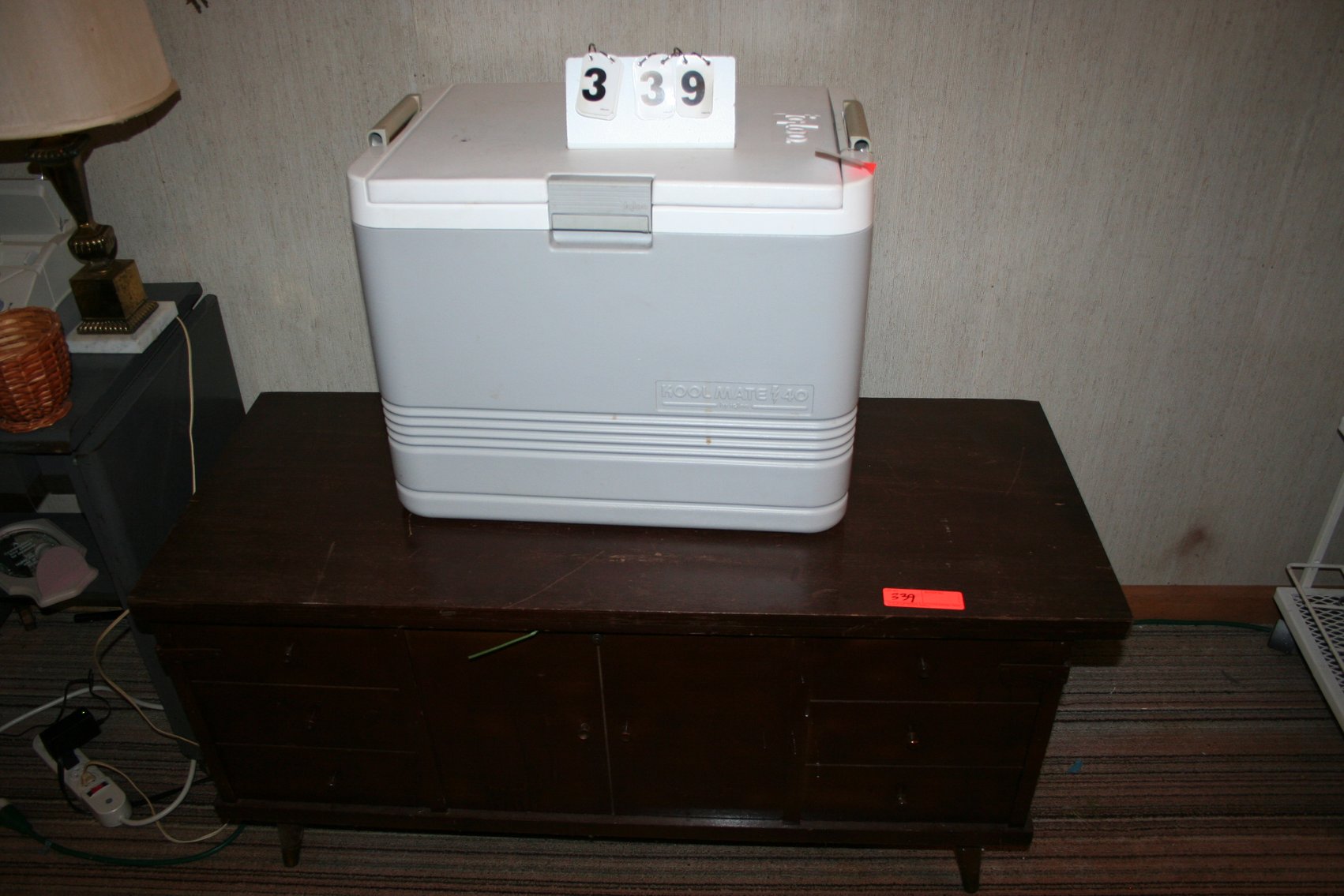 Image for Koolmate (working) vintage chest