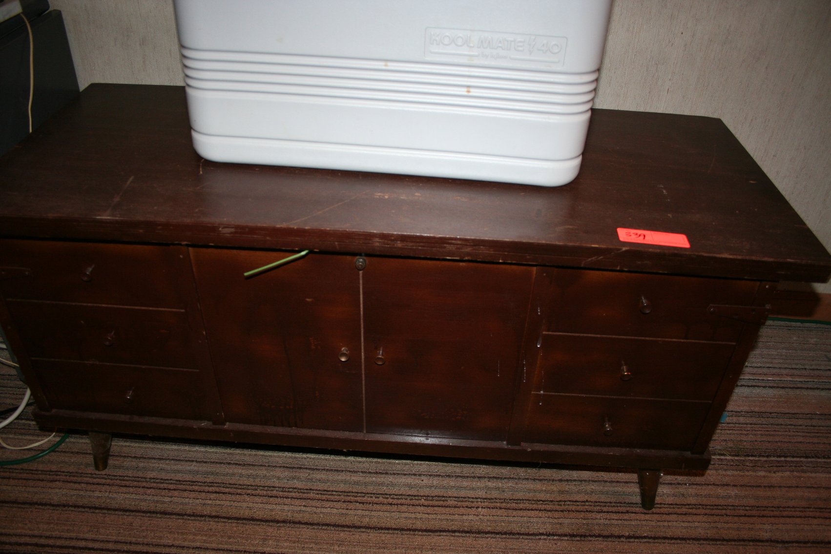 Image for Koolmate (working) vintage chest