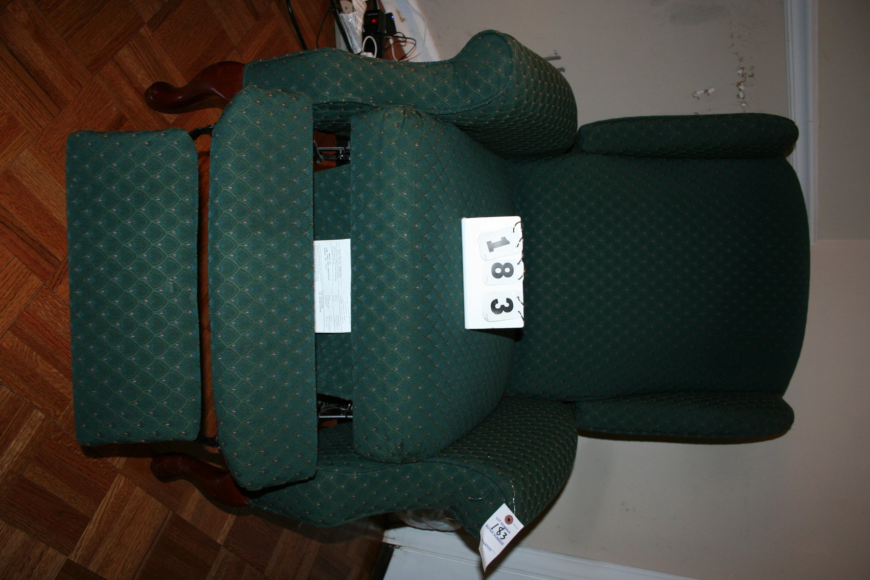 Image for Lane Furniture Wingback Recliner  (clean)