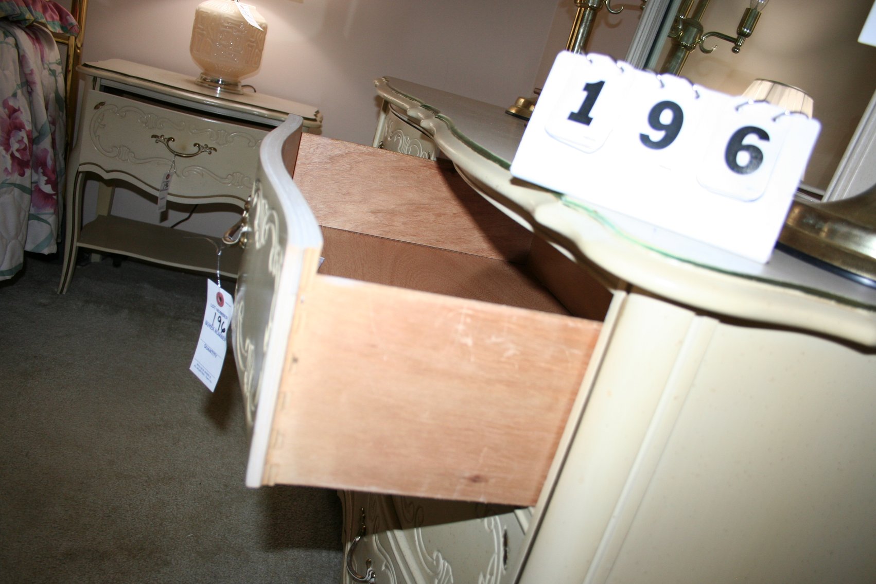 Image for Bedroom set 4 piece - Vintage hand painted