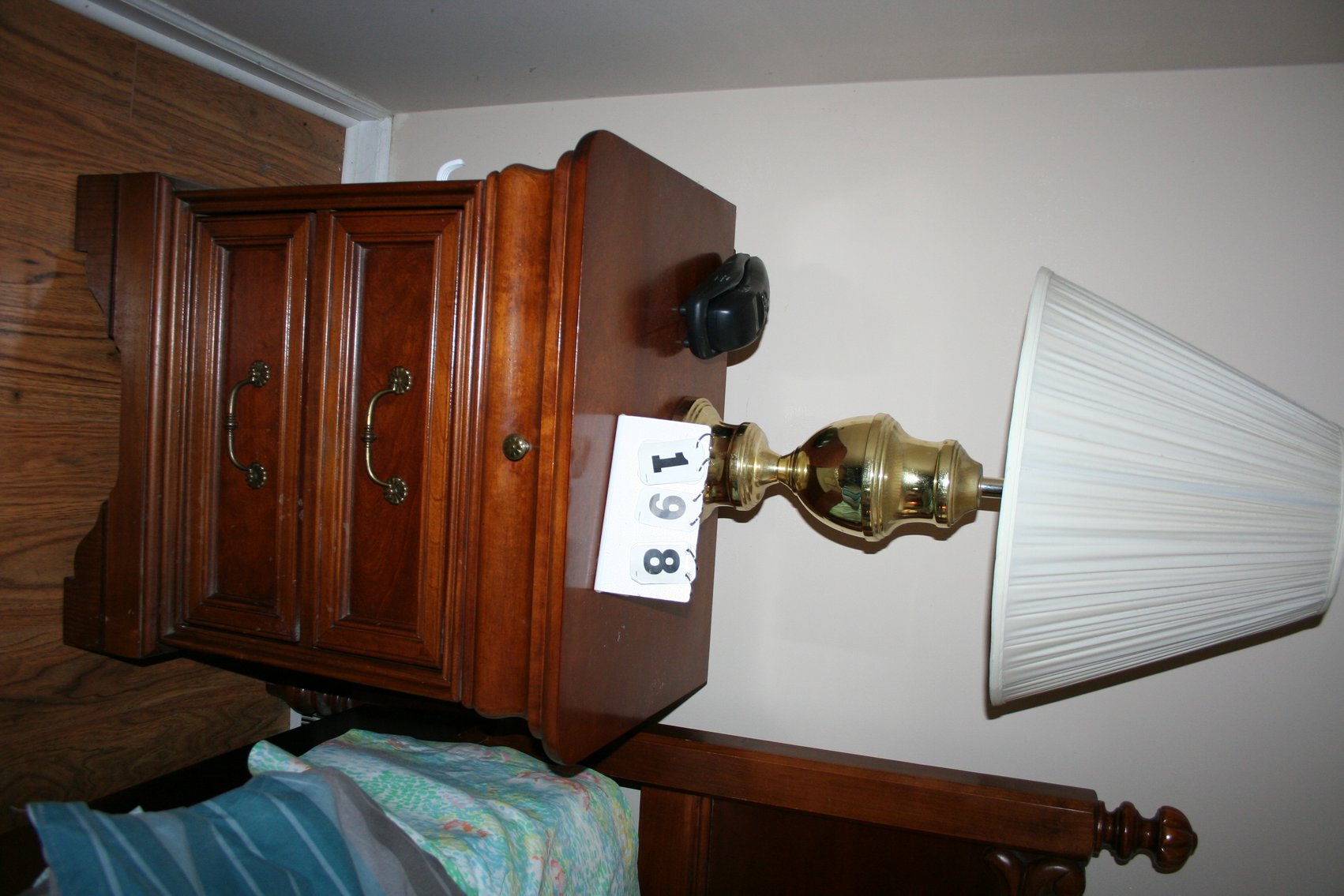 Image for Vintage Lexington Solid Wood Bedroom suite - Good Condition