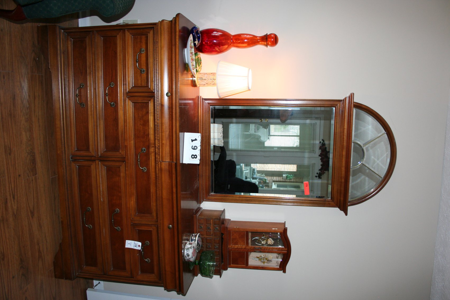 Image for Vintage Lexington Solid Wood Bedroom suite - Good Condition