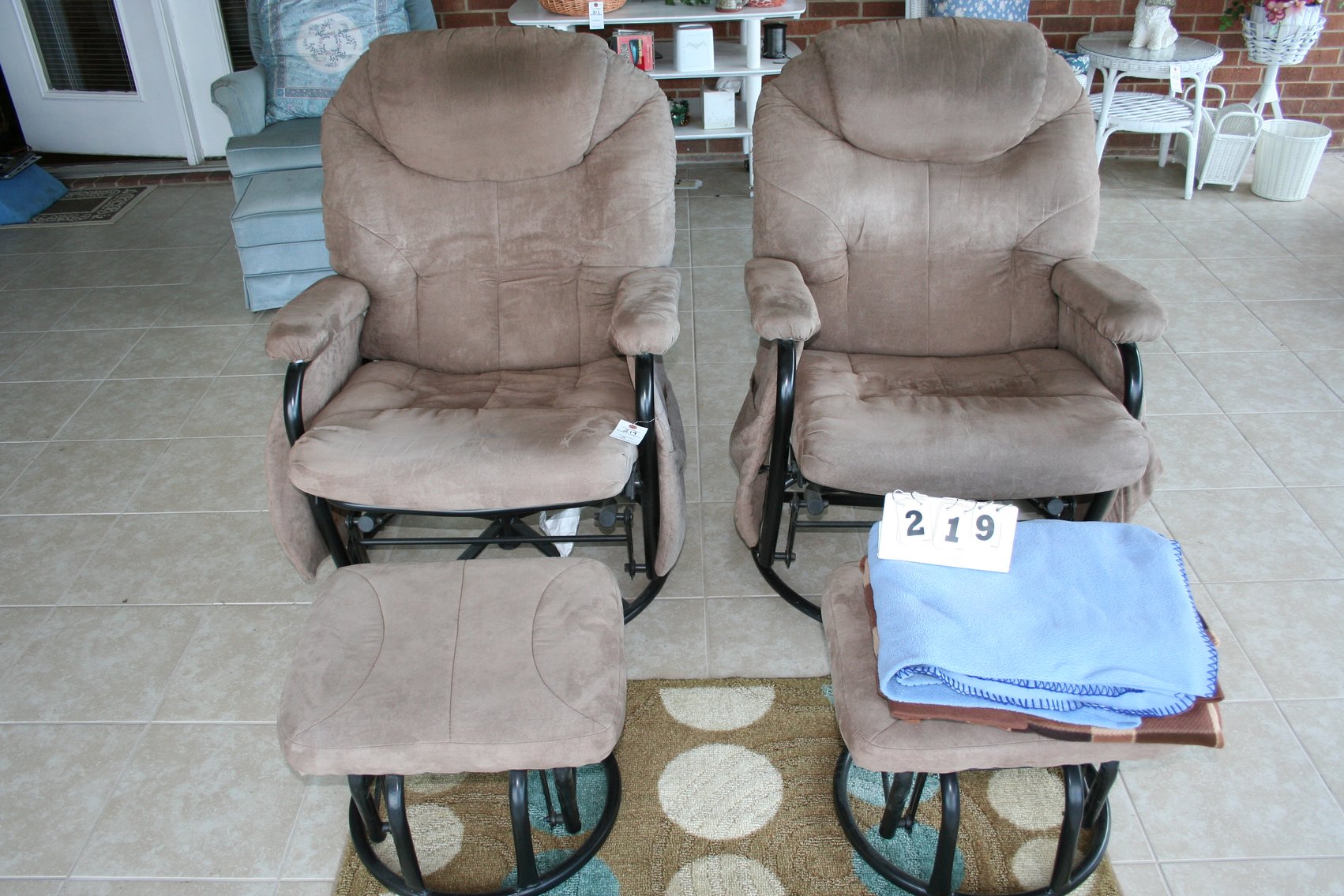 Image for Swivel rocking chairs & foot rest  (2)