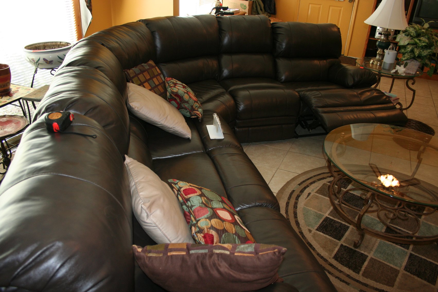 Image for Sofa & Recliners  6 sections   (Very nice)   Leatherett