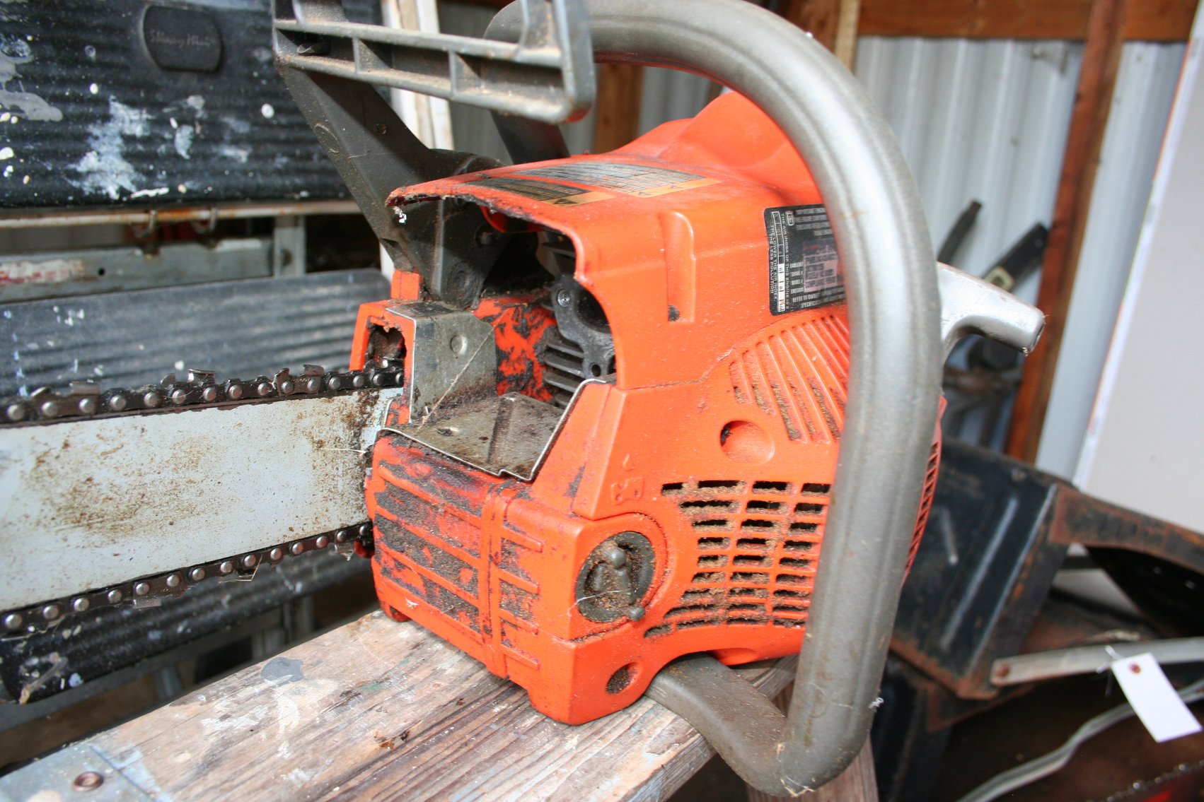 Image for Husqvarna 142      Missing Carburator