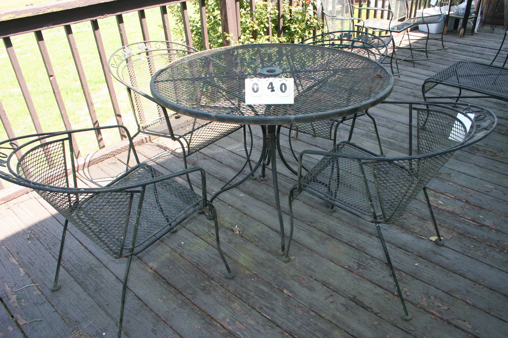 Image for Vintage Wrought Iron Table & 4 Chair