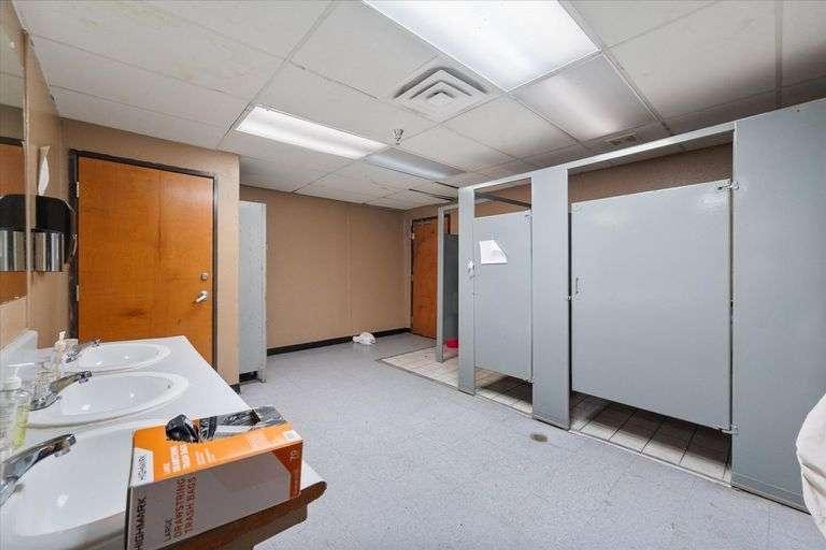 Image for 18,000+/- Sq. Ft. Commercial Building