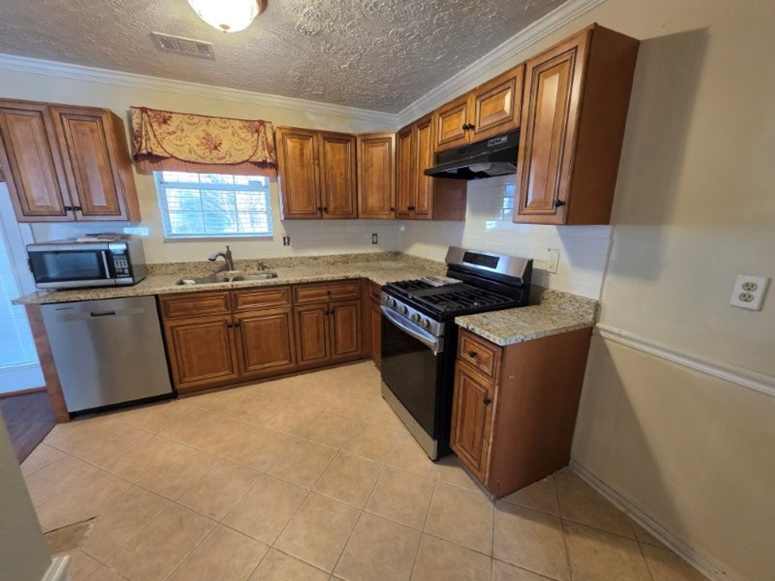 Image for Newly Renovated Townhome in Stone Mountain, GA