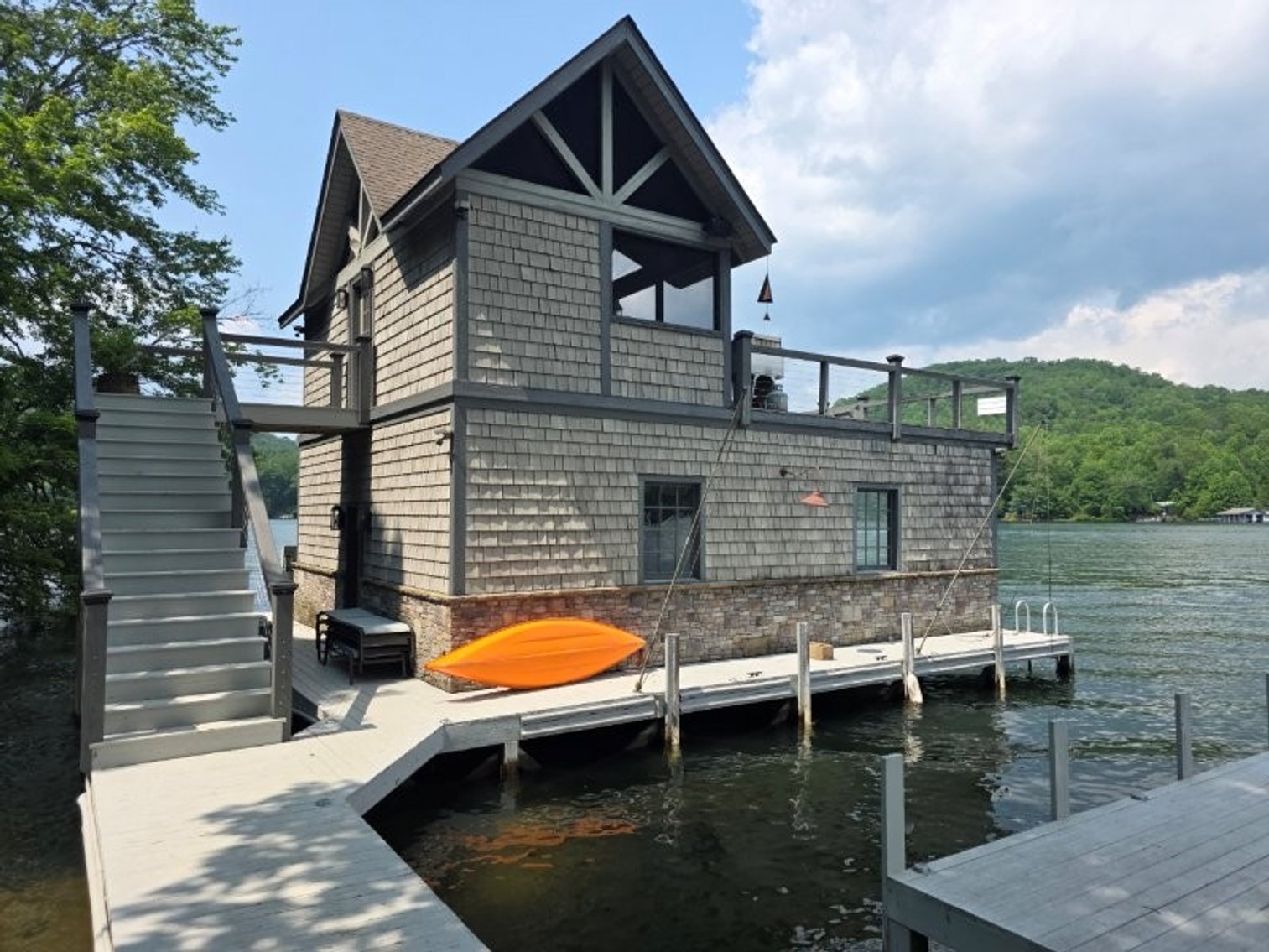 Image for Lake Burton Foreclosure Auction