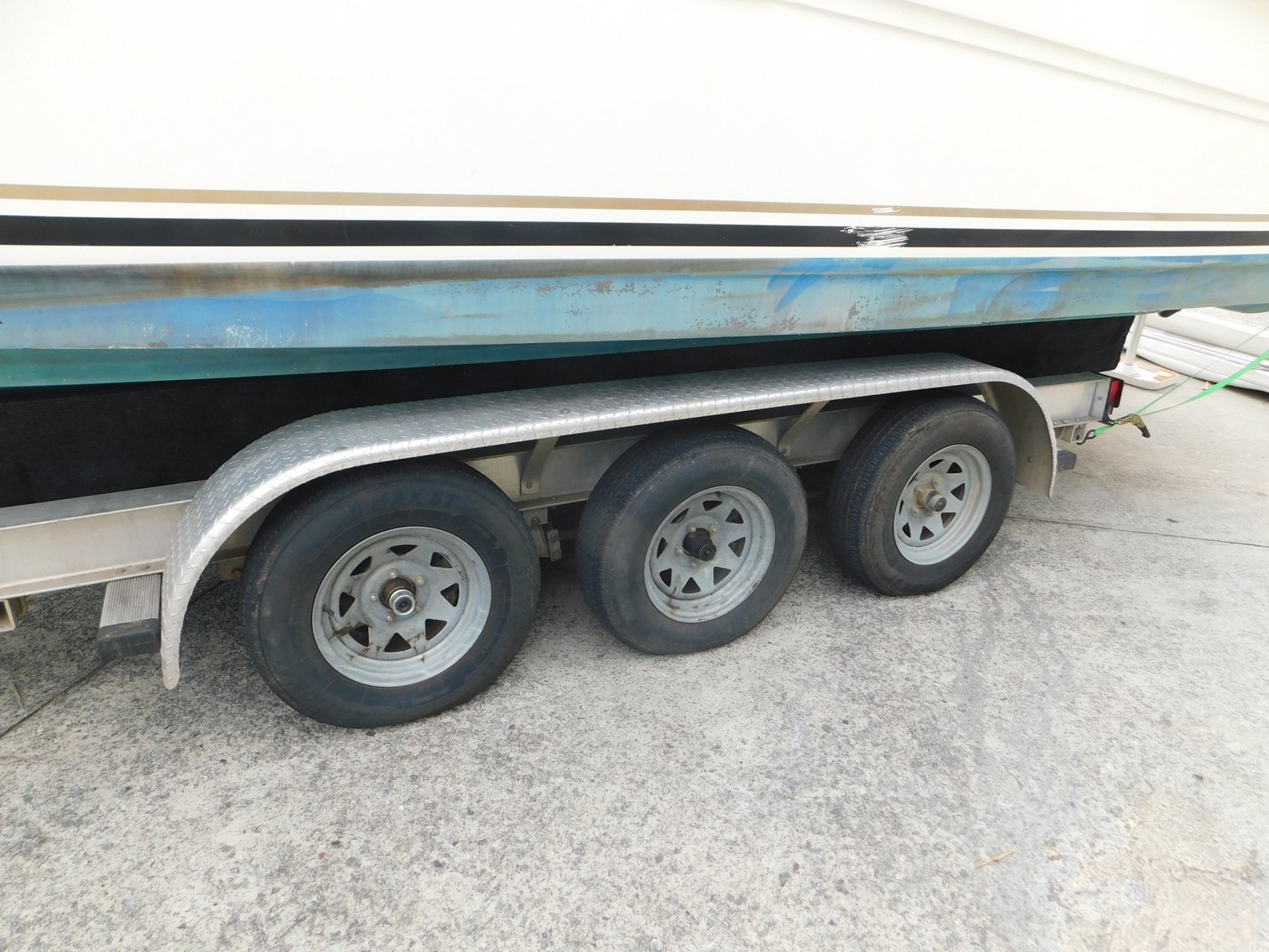 Image for 2001 Sea Ray Sundancer w/ 2024 Tarp Trailer