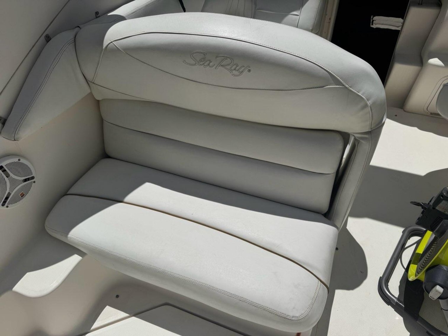 Image for 2001 Sea Ray Sundancer w/ 2024 Tarp Trailer