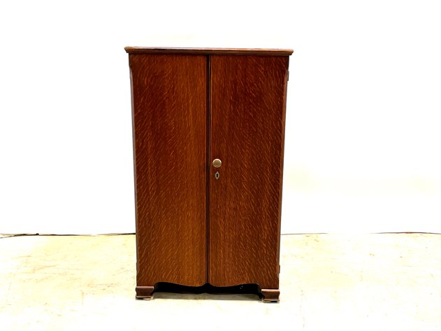 Image for Spring Multi-Consignor Gallery Auction