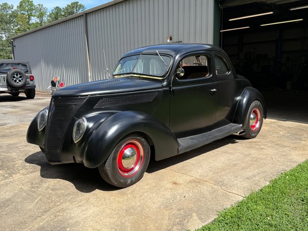 Image for One-Owner Collector Car Auction – ’37 Ford Coupe, ’19 Jeep Rubicon & ’10 Shelby GT500