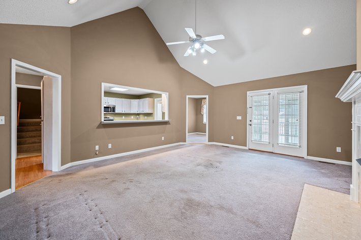 Image for 26-002_Real Estate Auction: 7 Brook Laurel Lane