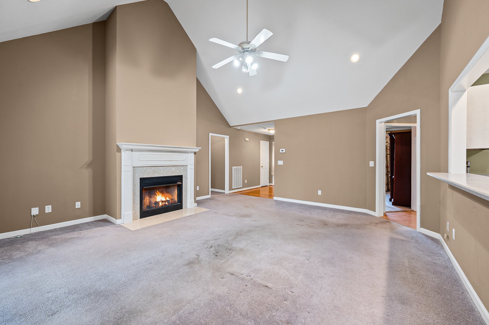 Image for 26-002_Real Estate Auction: 7 Brook Laurel Lane