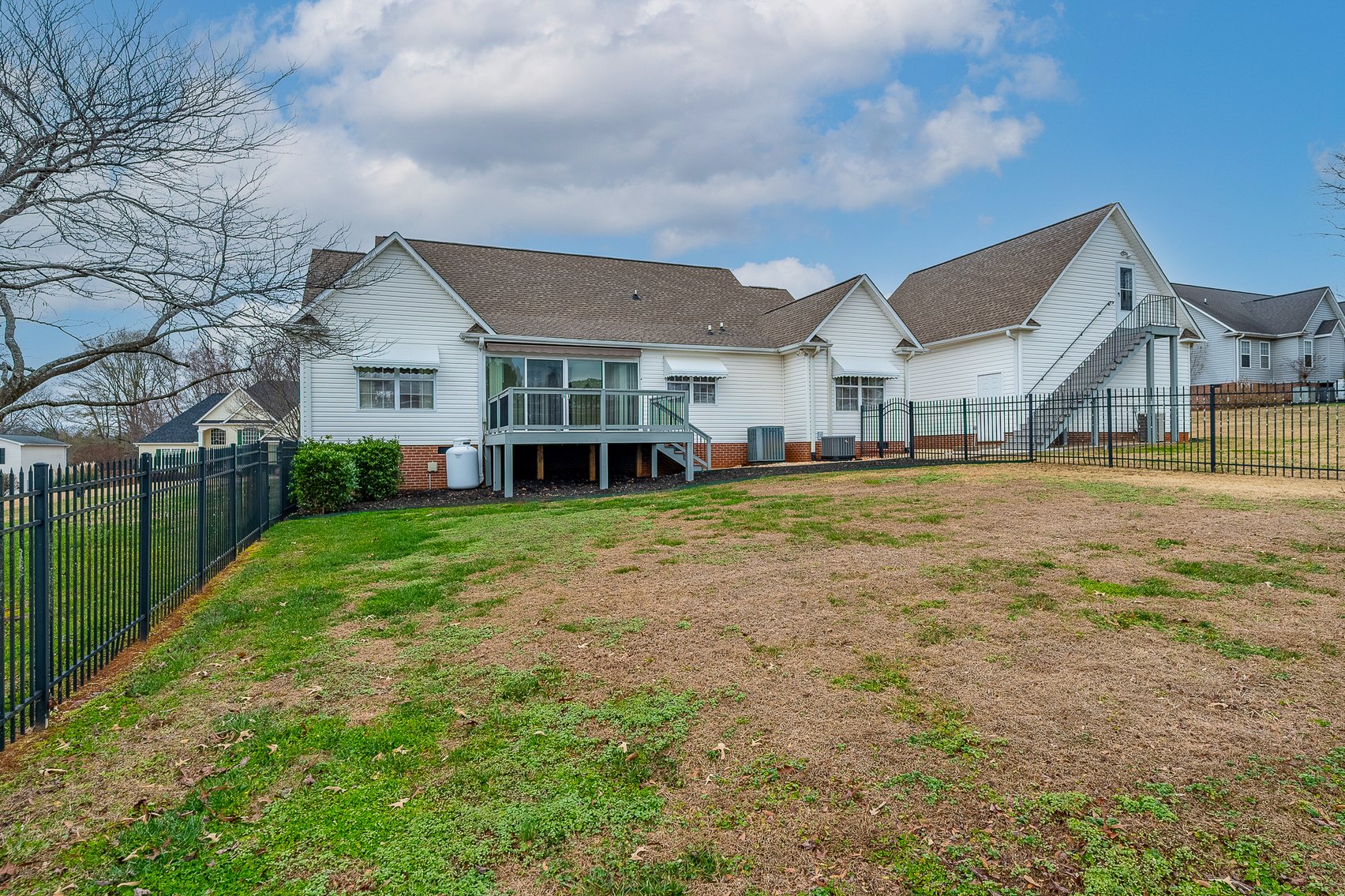 Image for 26-002_Real Estate Auction: 7 Brook Laurel Lane