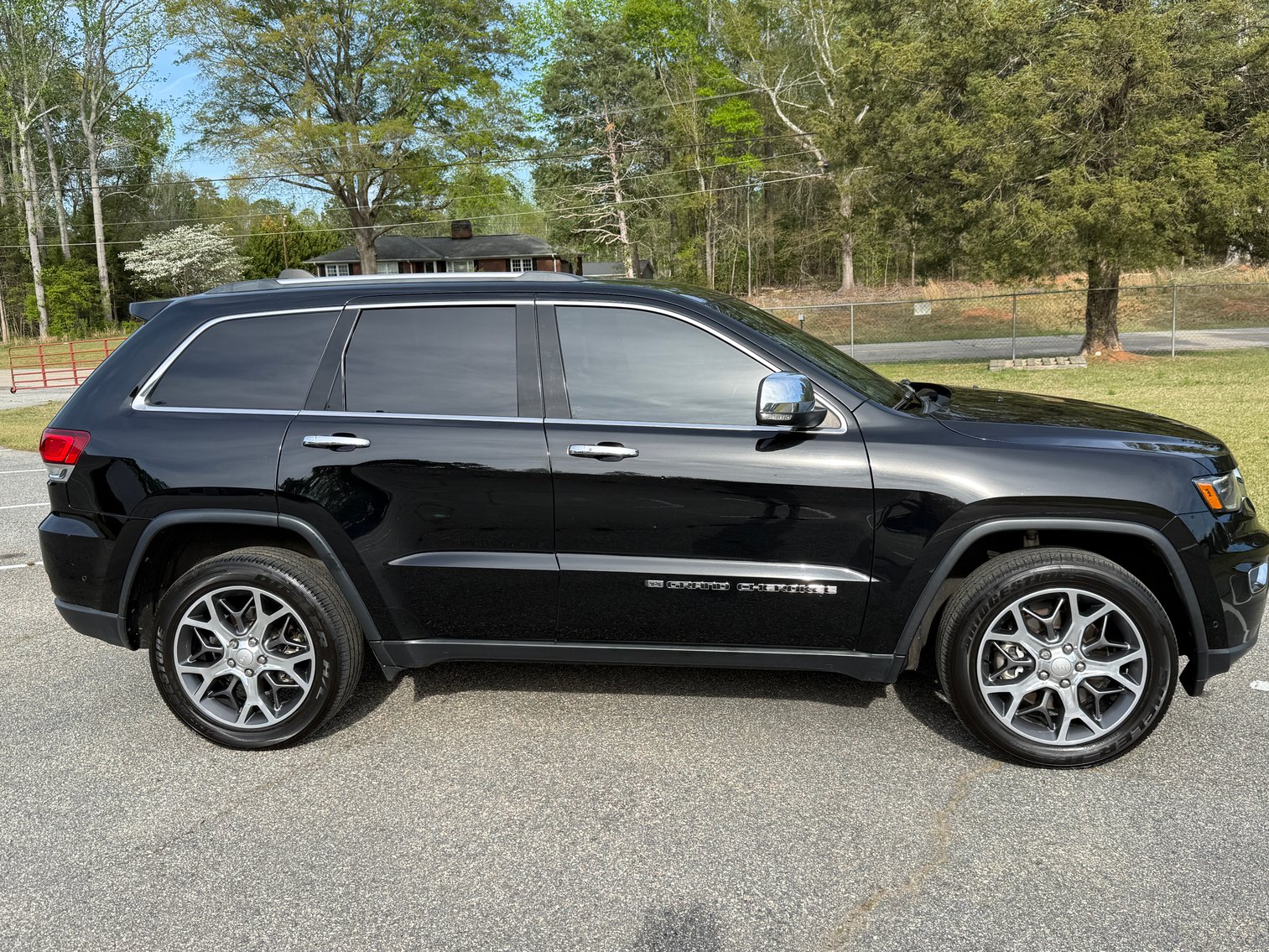 Image for 2022 Jeep Grand Cherokee Limited – Company Vehicle w/ Tow Package & Panoramic Roof