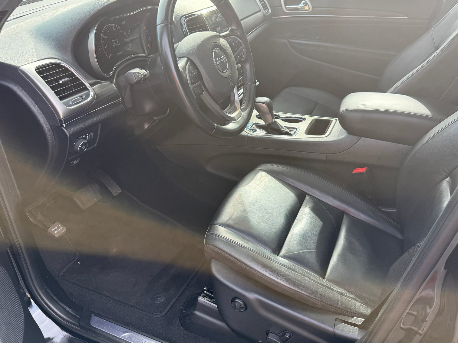 Image for 2022 Jeep Grand Cherokee Limited – Company Vehicle w/ Tow Package & Panoramic Roof