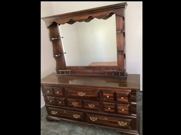 Image for Curtiss Decket Estate Online Auction