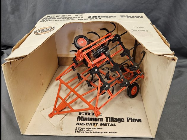 Image for Thanksgiving Toy  Coin Collectible & Holiday Decor. Online Auction