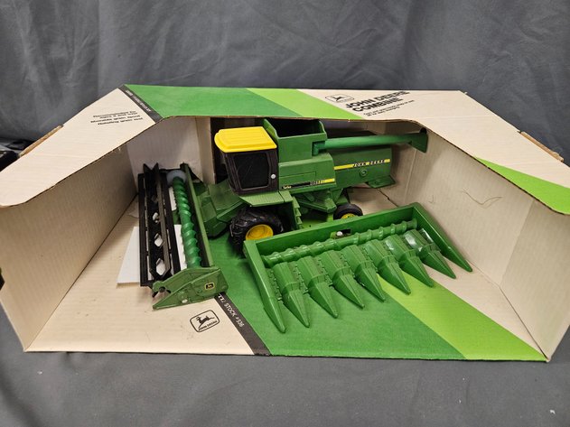 Image for Thanksgiving Toy  Coin Collectible & Holiday Decor. Online Auction