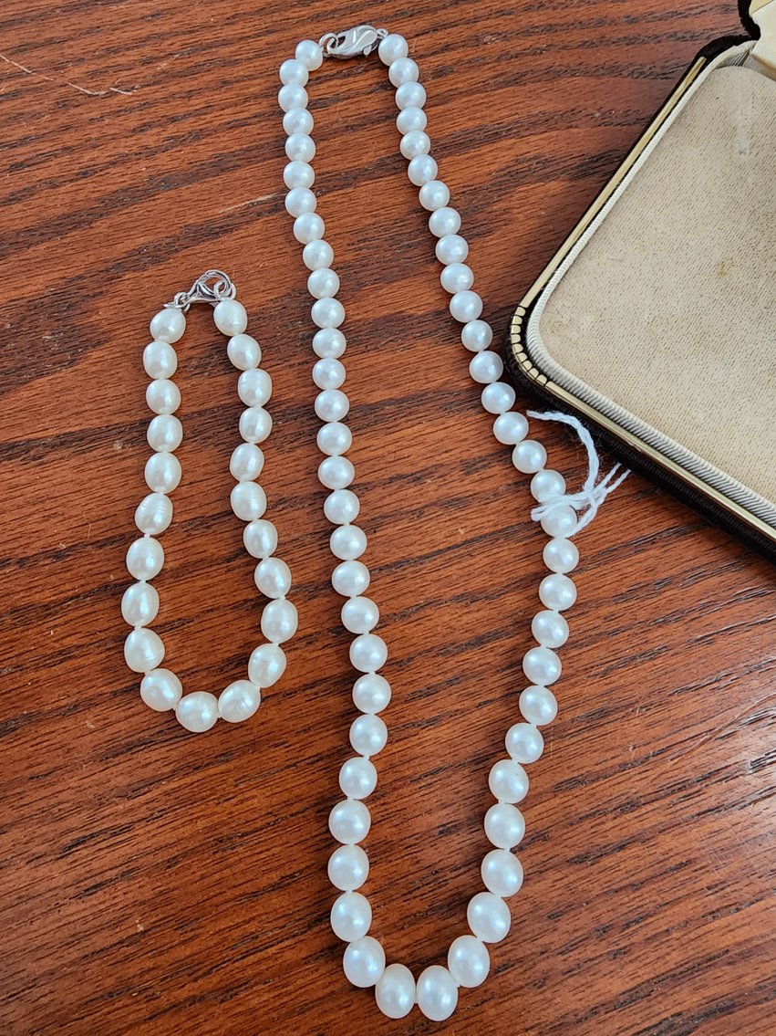 Image for New Years Coin, Sports Cards & Collectible Online Auction